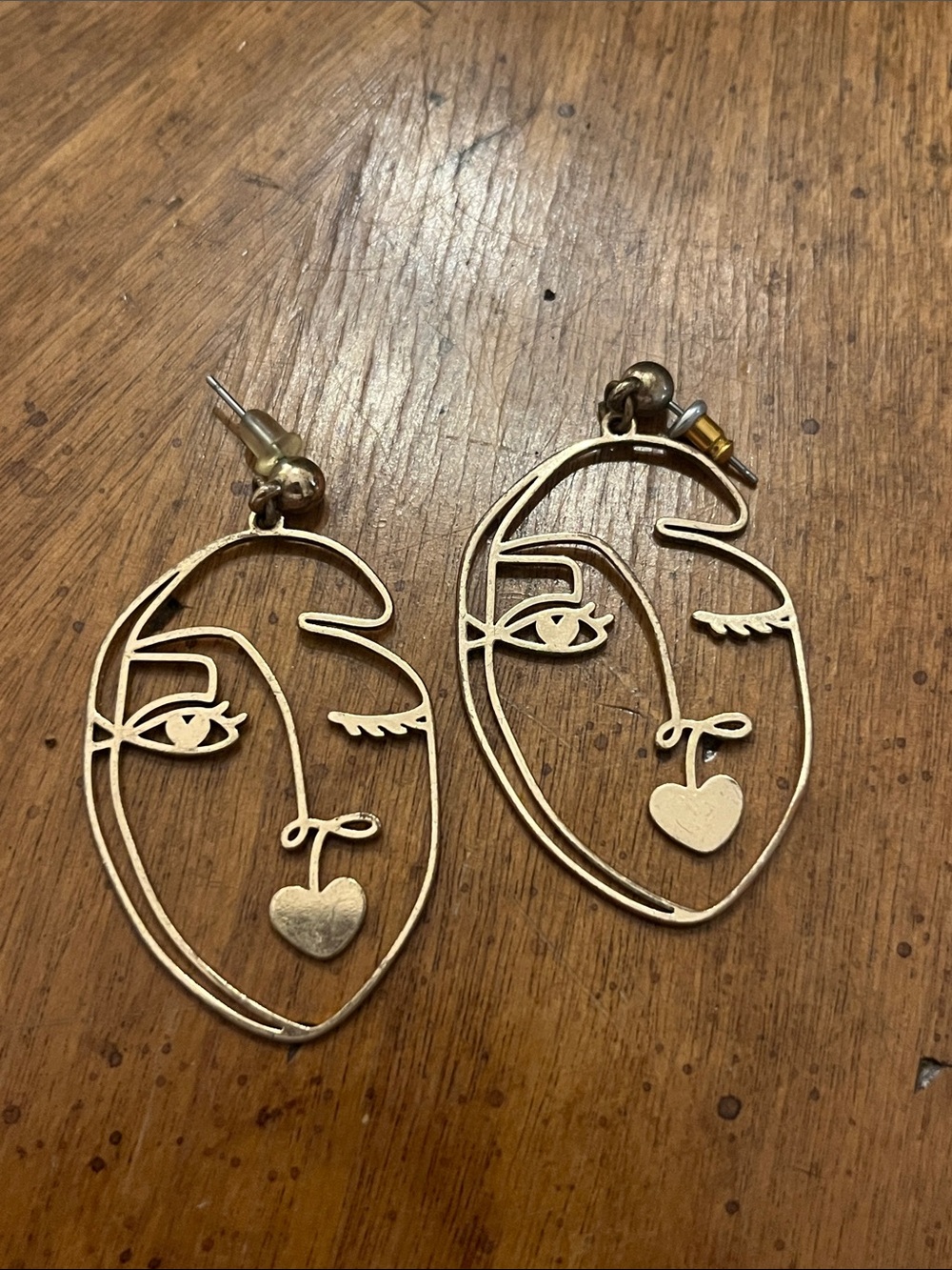 abstract gold-tone drop earrings - "Picasso face"